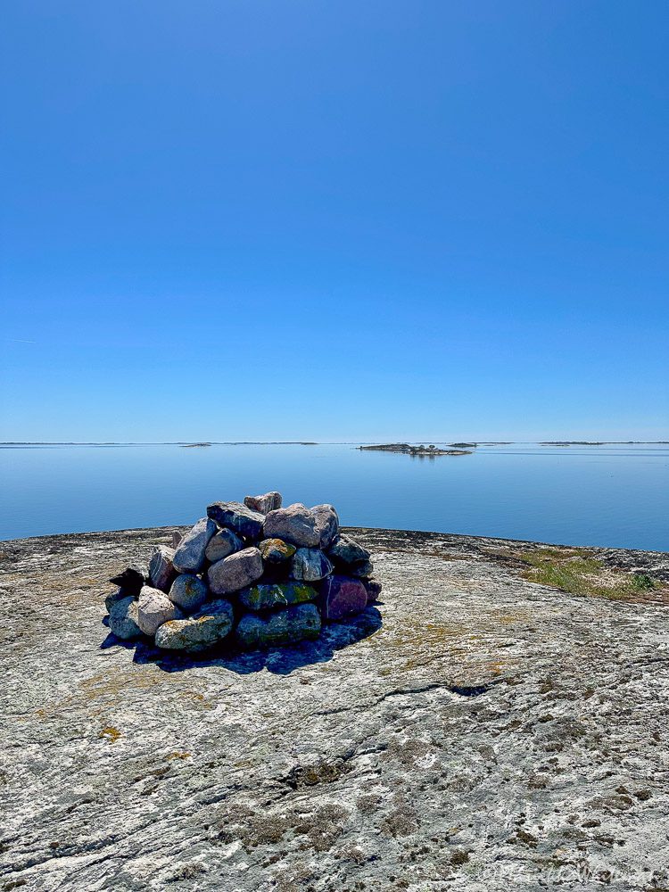 Alskär cairn